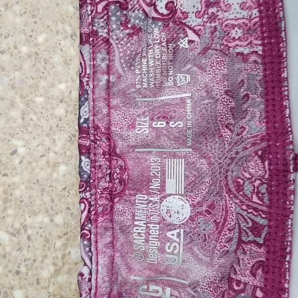 Workout shorts - Picture 4 of 4